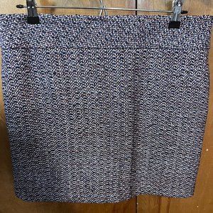 Pink and Blue Tweed Loft Skit, Size 10